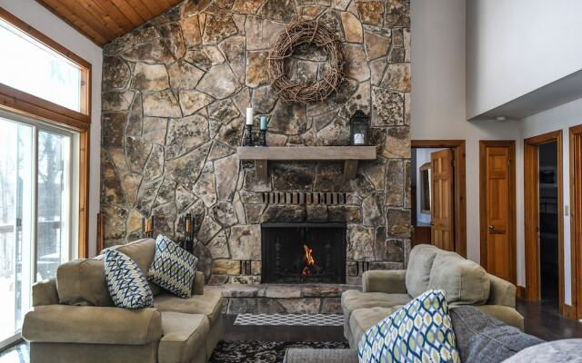 Solar Delight 5 Bedroom House