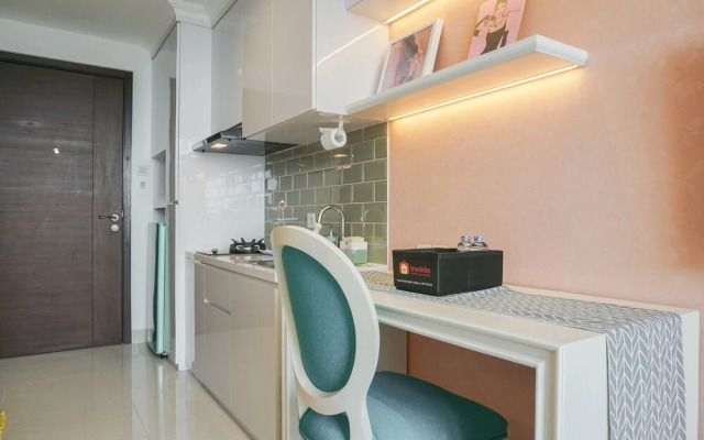 Modern and Stylish Studio at West Vista Apartment