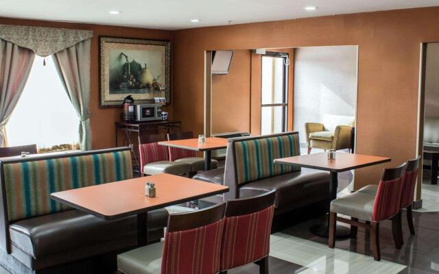 Comfort Inn Garner Clayton I-40