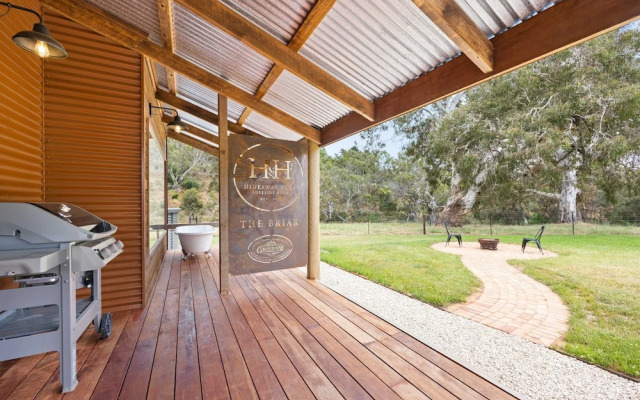 Grandview Accommodation - Hideaway Huts