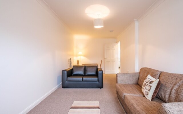 Station Apartment