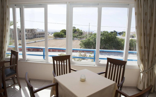 Athinoula Hotel