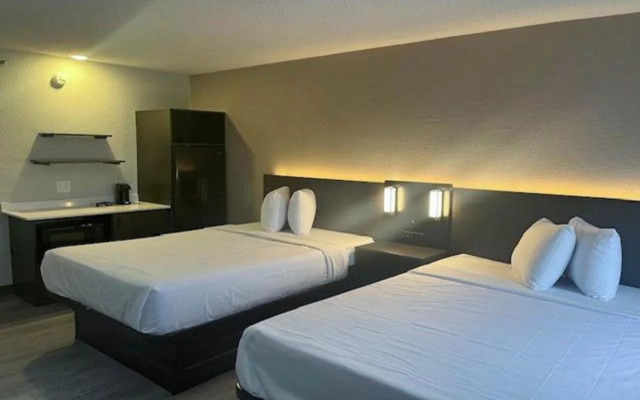 Studio 6 Suites Norcross, GA