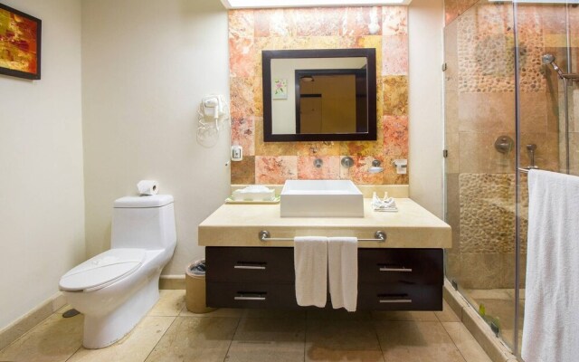 El Faro 305 Reef 2 Bedroom