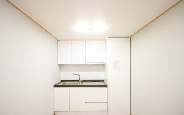 Geumsan Forest White Castle Pension