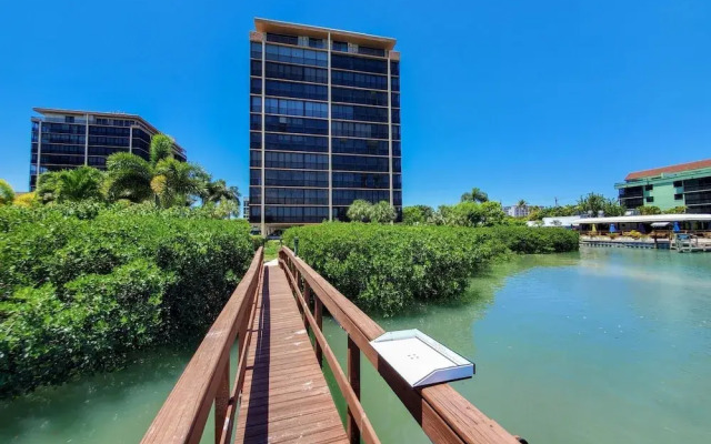 Vinncent s Sea Isles Condo