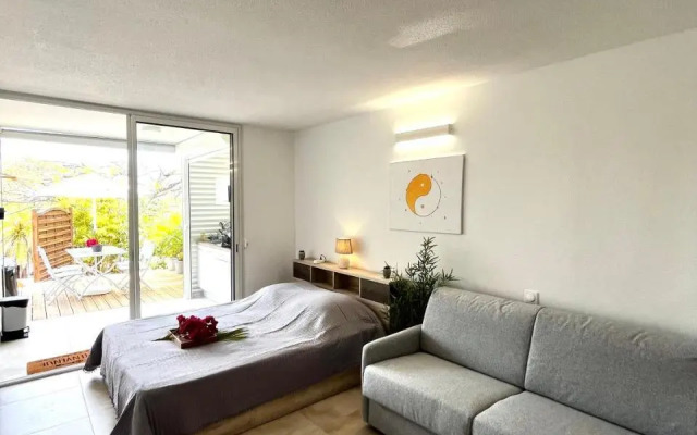 NOUVEAU studio chaleureux avec jacuzzi privé & piscine