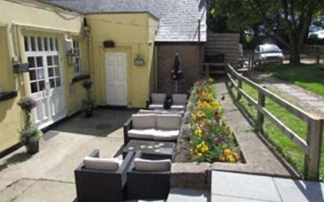 Greyhound Inn Wigginton