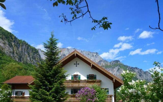 Gästehaus Ferienwohnungen Pfeffererlehen