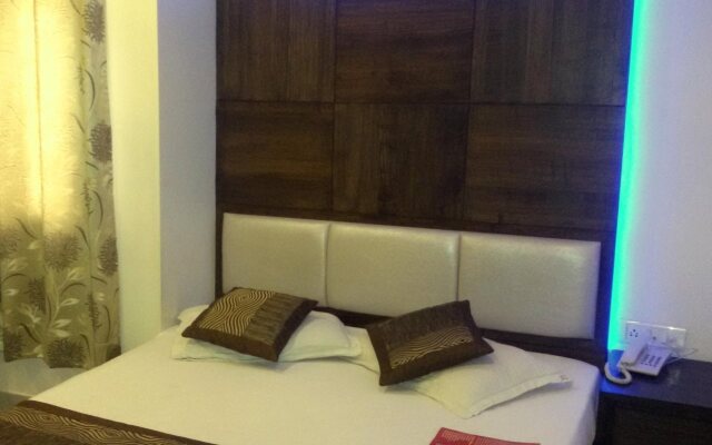 Hotel Saffron Inn