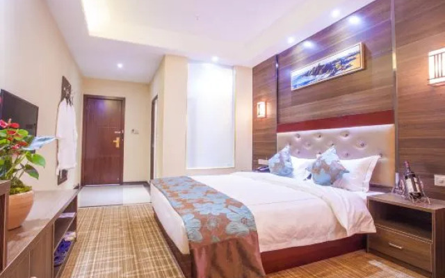 Yunting City Hotel (Lijiang Ancient City)