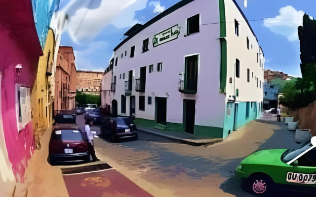 Hotel Murillo Plaza