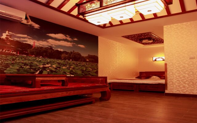 161 Lama Temple Courtyard Hotel