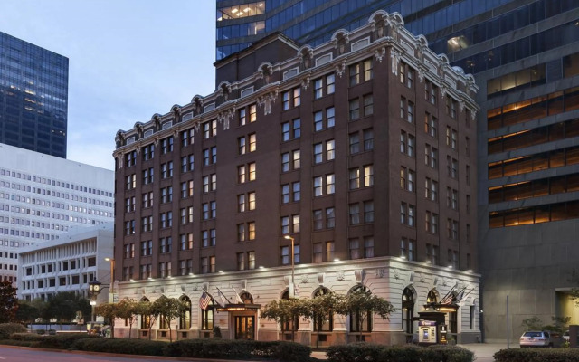 The Whitney Hotel