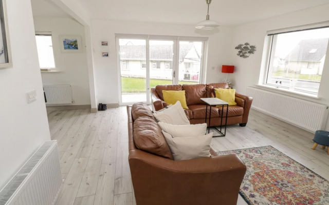 38 Carrowhubbock Holiday Village