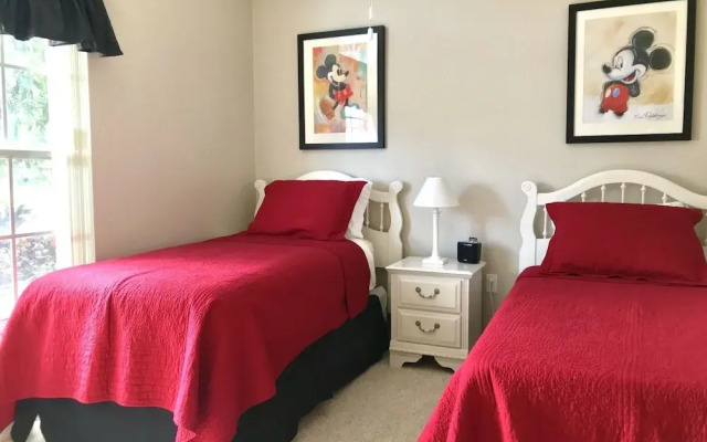 4 Bed 8065