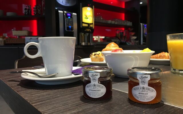 SoBlue Hotel