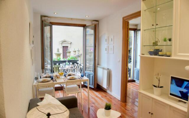 TOP APARTMENT frente a la Catedral