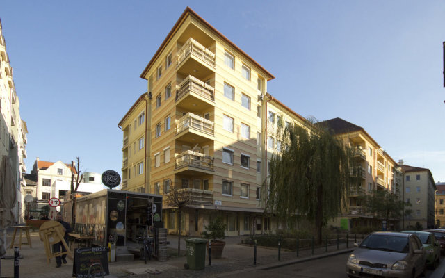 Oasis Apartments - Paulay Ede Street