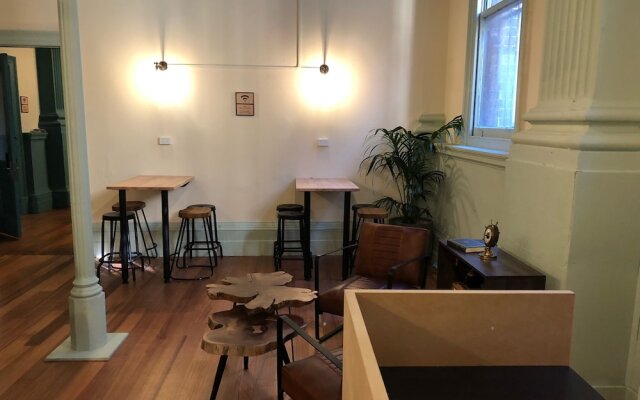 Roamer St Kilda (formerly Selina St Kilda)