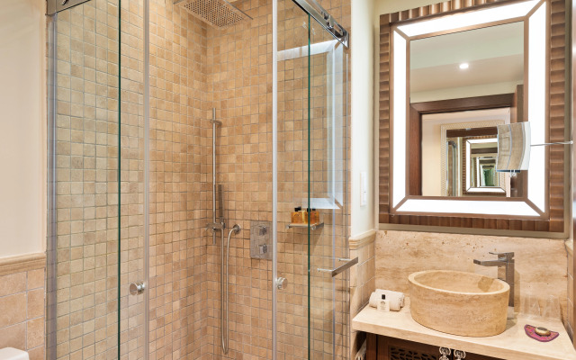 Tiara Miramar Beach Resort