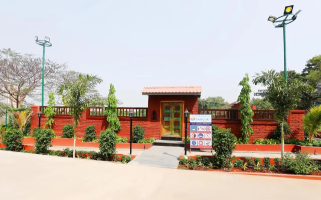 OYO 24335 Pali Village Resort