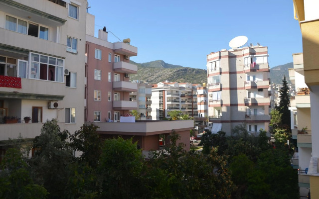 Twin Apart Hotel