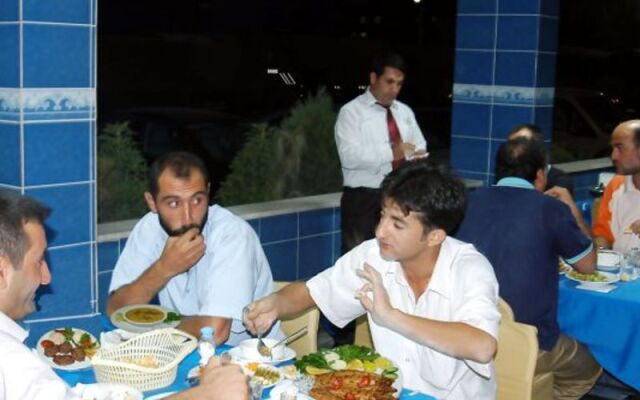 Aydınlar Hotel