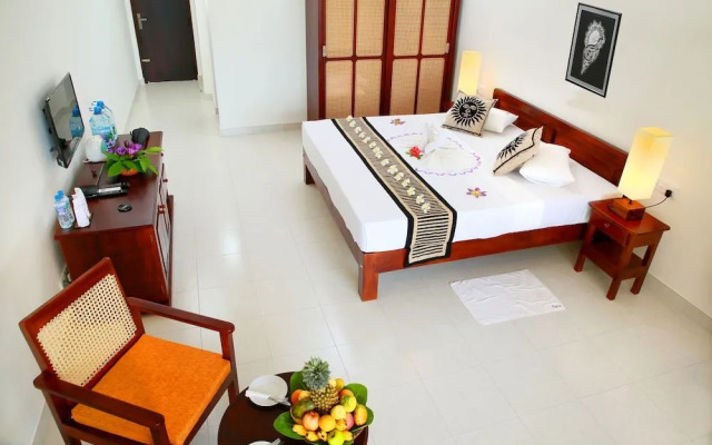 Sea Rock Villa