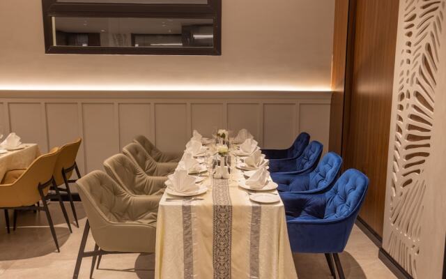 Skyline Hotel & suites