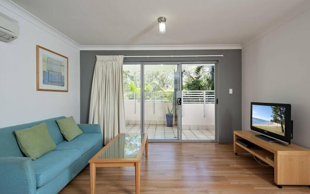 Shoal Bay Beachclub Apartments