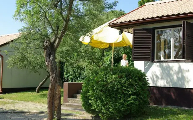 Esthajnal Apartmanok