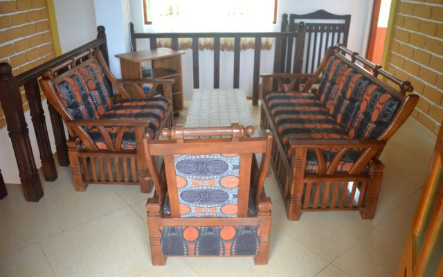 Shyni Tourist Guesthouse
