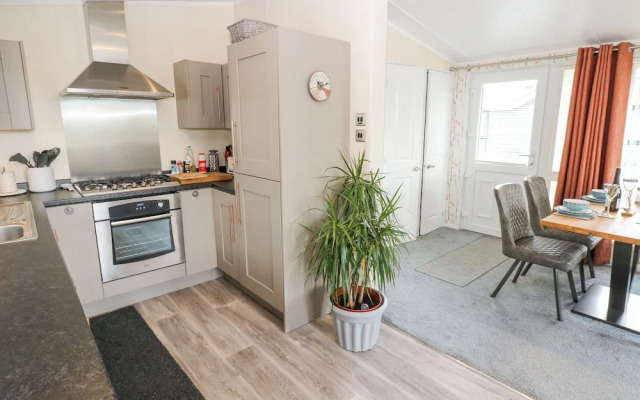 Plot 32