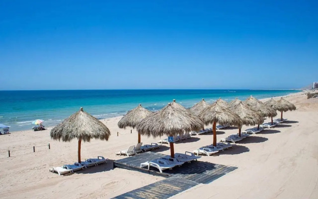 Luxury Las Palomas Oceanview Condo - Phase 2