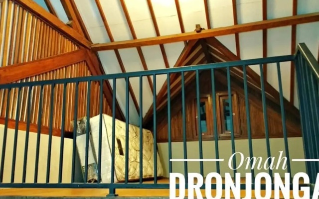 Omah Dronjongan Homestay Yogyakarta