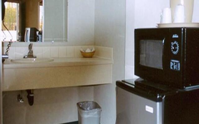 Scottish Inns and Suites