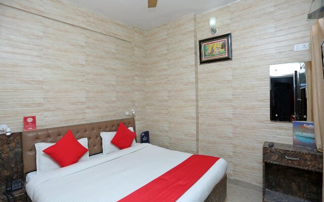 Comfort Inn By OYO Rooms
