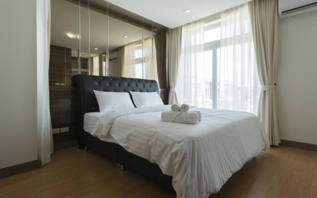 Golden Sea Pool Villa @Hua Hin