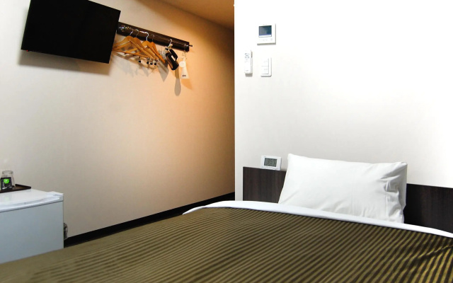 Hotel Trend Kyobashi Ekimae – Guest Rooms – Osaka