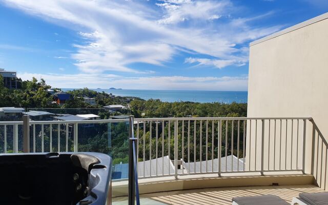 Grand Mercure Azure Sea Whitsundays