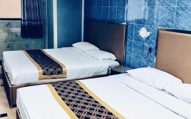 Tuyet Nhi Hotel