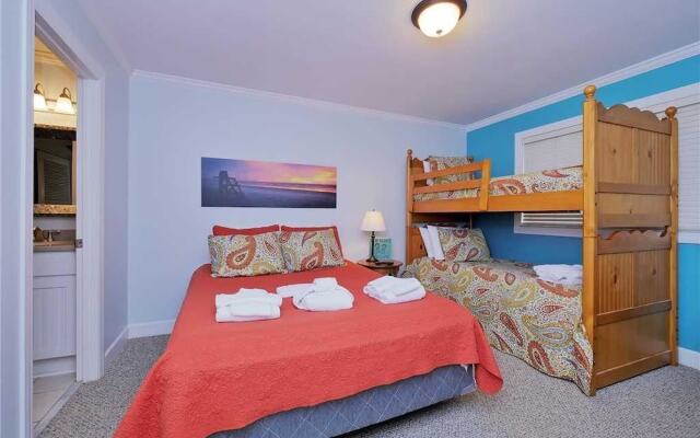 Hibiscus 201D - Two Bedroom Condo