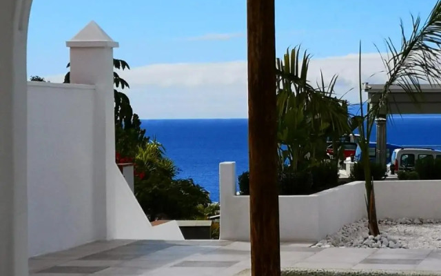 VILLA8
