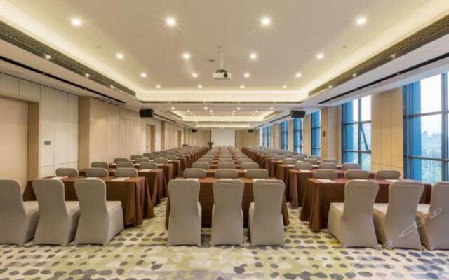 Atour Hotel Bantian Zhongcheng Shenzhen