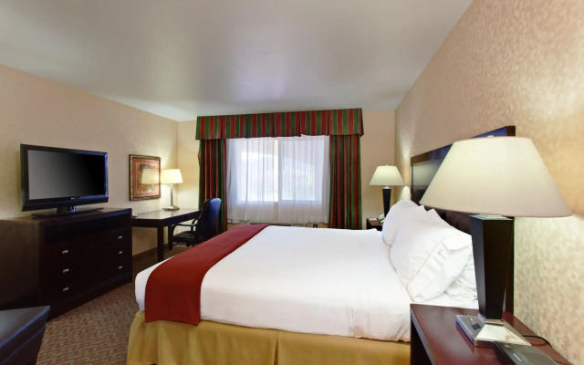 Holiday Inn Express Temecula by IHG