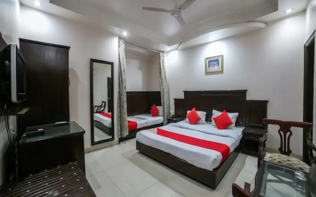 OYO 29546 Paharganj