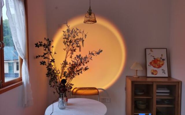 Zhujiari floating home