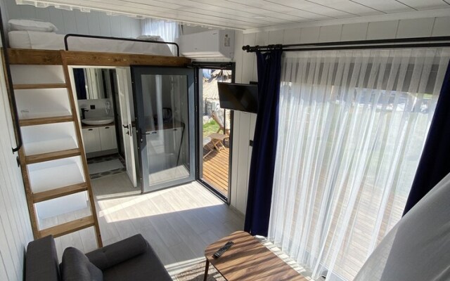 Lavira Tiny House Village