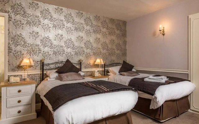 St Olaves Hotel